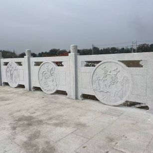 苏州芝麻白河道栏杆 石材栏杆