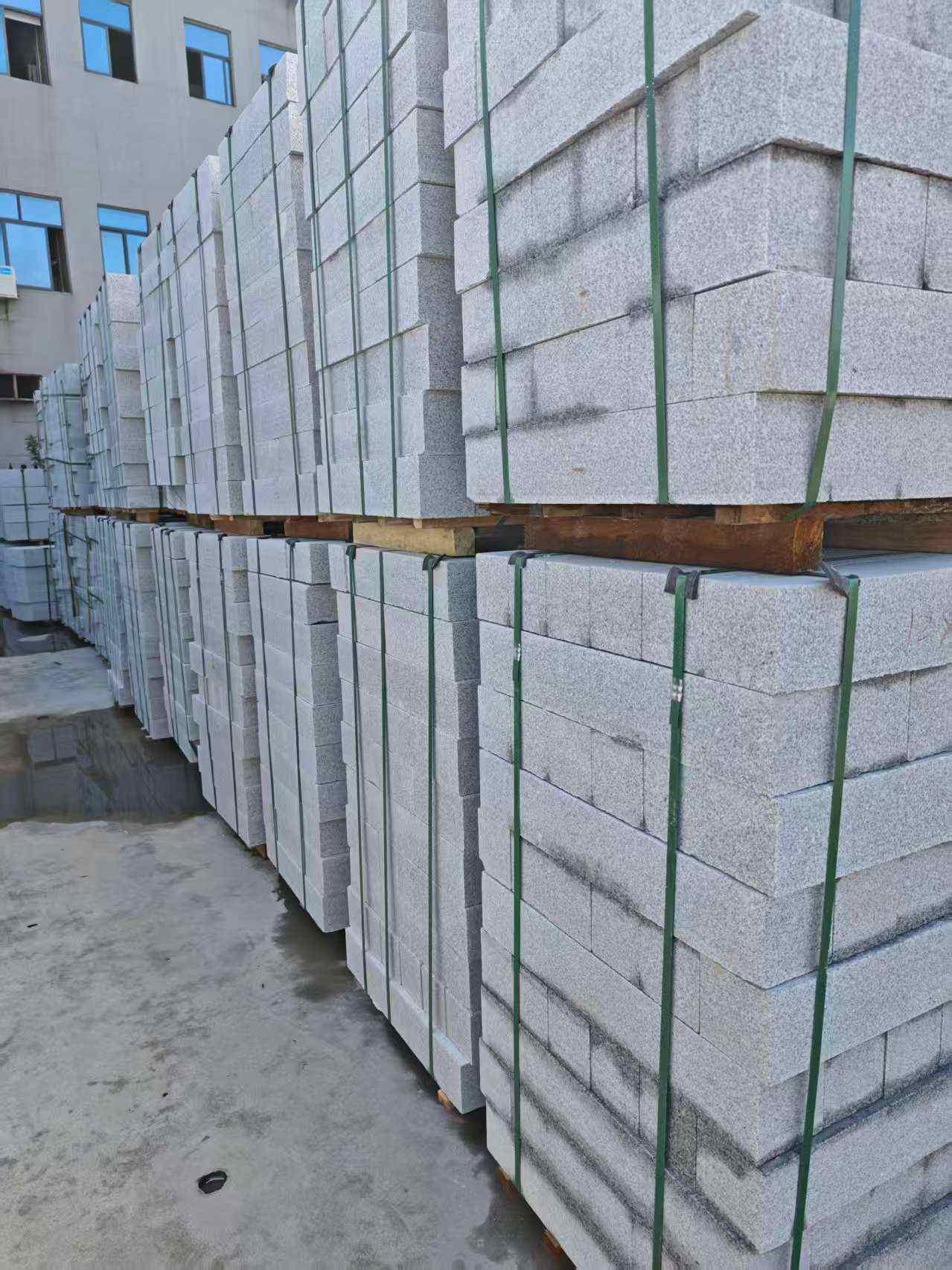 苏州芝麻白路牙石，路侧石