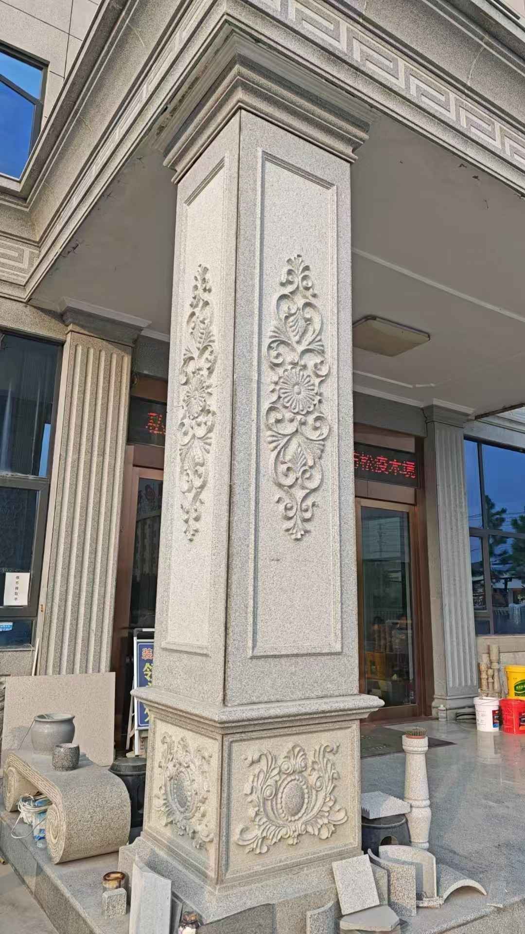 苏州芝麻白别墅雕刻柱子  黄金麻